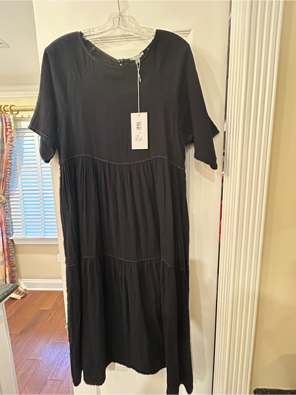 Calmo  Black Tiered Short-Sleeve Maxi Dress